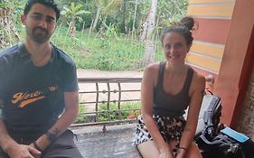 Mundro Bright Homestay